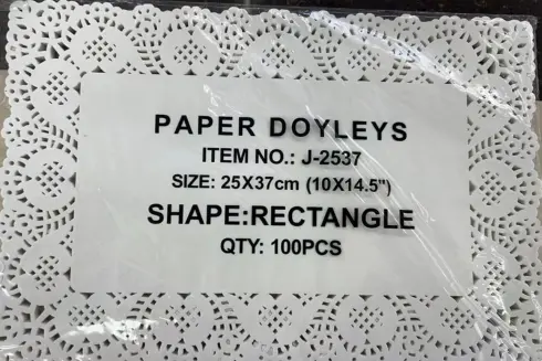 Fancy Dollie Paper & Fancy Table Mats (1)