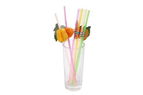 Multiple Varieties of Straws (2)