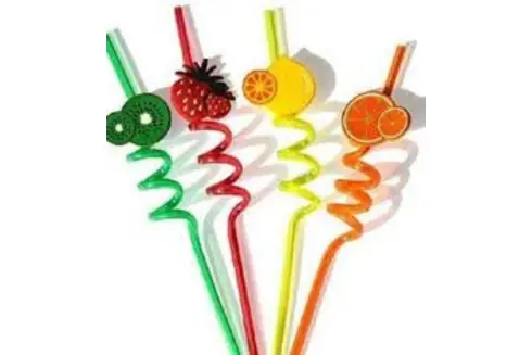 Multiple Varieties of Straws (3)